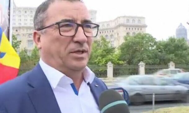 Alexandru Stănescu nu s-ar duce ministru de teama unui „dosar de doi lei”, dar îl susține pe Botănoiu