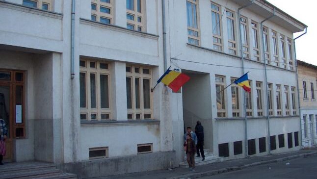 Judecătoria Slatina a încetat procesul penal față de Costinel Alecsandrescu. Condamnare pentru afaceristul Ilie Petre